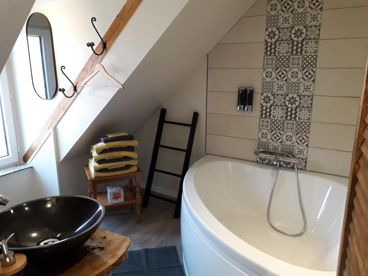 Charmes En Ville Le Charme Authentique Montlucon Luaran gambar